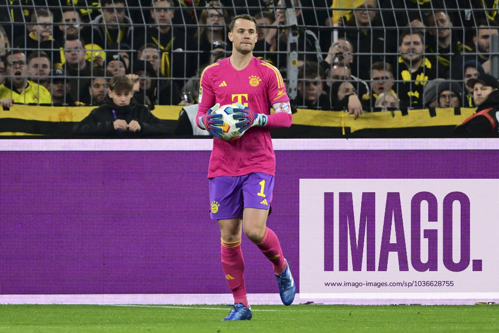 Manuel Neuer 1 (FC Bayern Muenchen), Borussia Dortmund vs. FC Bayern Muenchen, Fussball, 1. Bundesliga, 10. Spieltag, 04.11.2023 DFB regulations prohibit any use of photographs as image sequences and or quasi-video Dortmund Nordrhein-Westfalen Deutschland