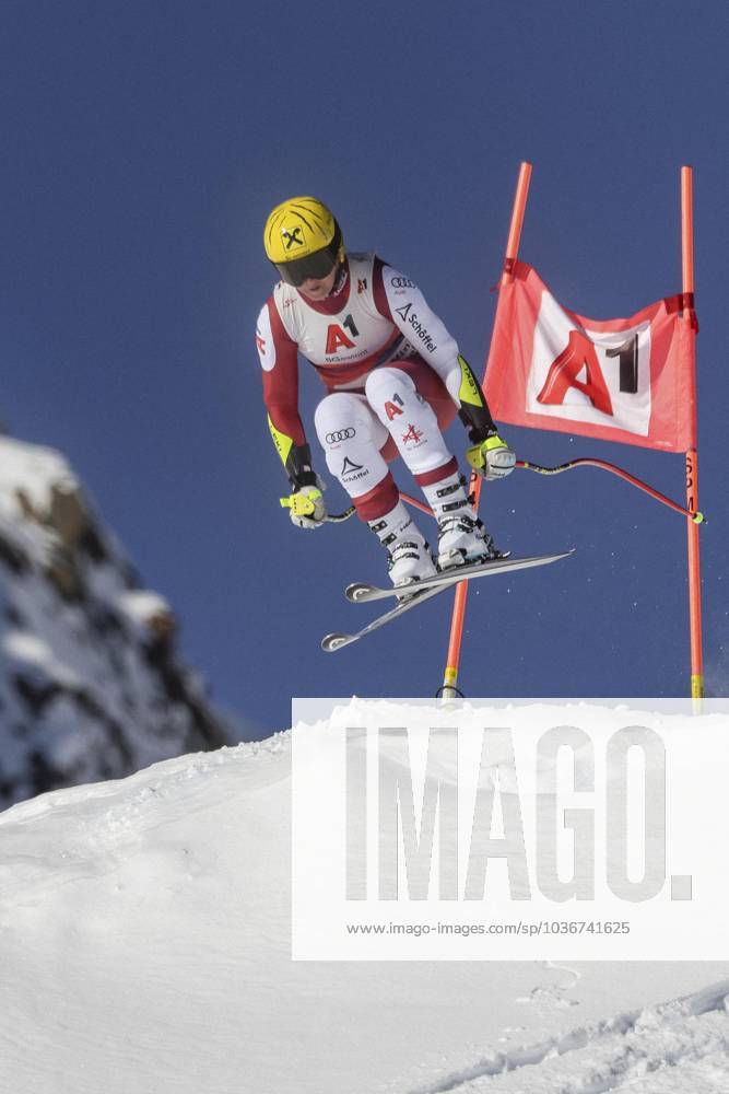 ALPINE SKIING - Ski Austria, training SOELDEN,AUSTRIA,08.NOV.23 - ALPINE SKIING - Ski Austria, downhill, training, ladies. Image shows Nina Ortlieb (AUT). GEPAxpictures xPatrickxSteiner