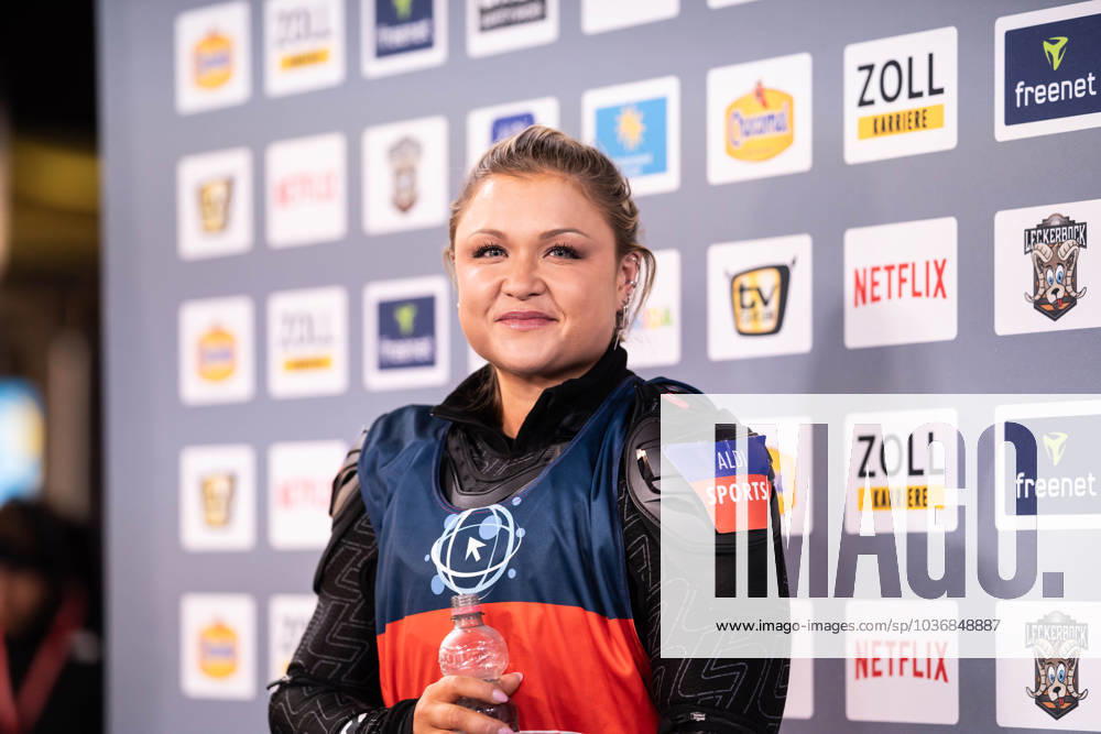 TV Total WOK-WM von Pro7 2023 12.11.2023, Bob und Rodelbahn, Winterberg, TV Total WOK-WM von Pro7 2023 Im Bild: Sophia Thiel