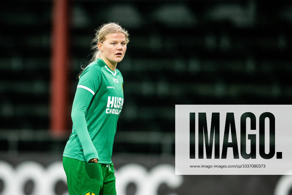 Hammarbys Alva Rosenbom under finalen i Svenska Spel F19 Slutspel 2023 mellan Umea och Hammarby den 19 november 2023 i Malmö.