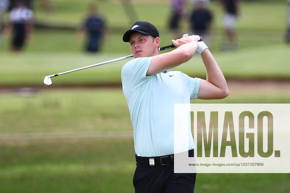 GOLF AUSTRALIAN PGA, Golf Herren Cameron Davis plays a shot during round 1 of the 2023 Fortinet Australian PGA Championship in Brisbane, Thursday, November 23, 2023. ( NO ARCHIVING, , NO USE IN BOOKS WITHOUT CONSENT BRISBANE QUEENSLAND AUSTRALIA