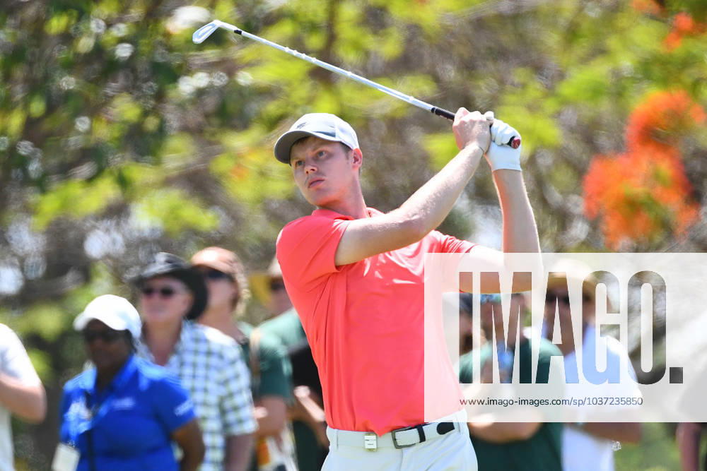 GOLF AUSTRALIAN PGA, Golf Herren Cameron Davis plays a shot during round 2 of the 2023 Australian PGA Championship in Brisbane, Friday, November 24, 2023. ( NO ARCHIVING, , NO USE IN BOOKS WITHOUT CONSENT BRISBANE QUEENSLAND AUSTRALIA