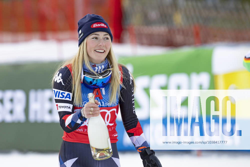 KW52 ALPINE SKIING - FIS WC Lienz LIENZ,AUSTRIA,29.DEC.23 - ALPINE SKIING - FIS World Cup, slalom, ladies. Image shows Mikaela Shiffrin (USA). GEPAxpictures xGintarexKarpaviciute