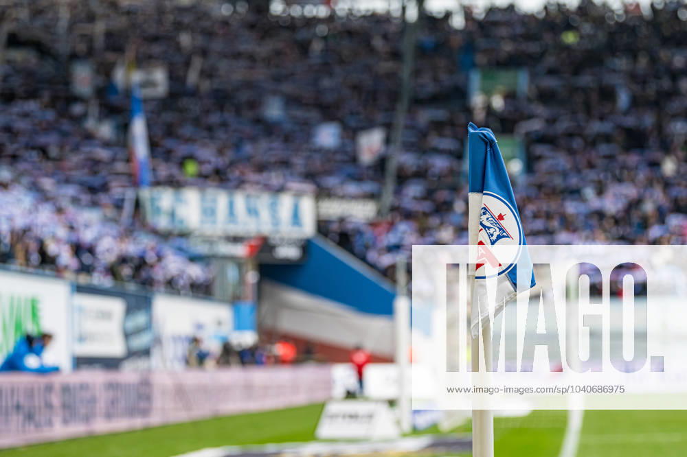 Rostock, Deutschland 17. Februar 2024: 2. BL - 2023 2024 - FC Hansa Rostock vs. Hamburger SV Im Bild: Eckfahne Hansa Rostock DFL regulations prohibit any use of photographs as image sequences and or quasi-video.
