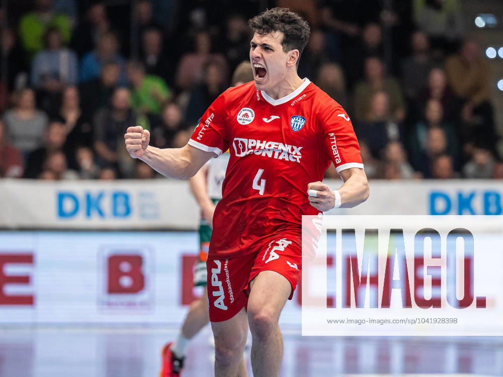 Samuel Zehnder (TBV Lemgo Lippe, 04) jubelt nach einem Tor, Frisch Auf Goeppingen vs. TBV Lemgo Lippe, 1. Bundesliga, Handball, Herren, 04.03.2024 Frisch Auf Goeppingen vs. TBV Lemgo Lippe, 1. Bundesliga, Handball, Herren, 04.03.2024 Goeppingen