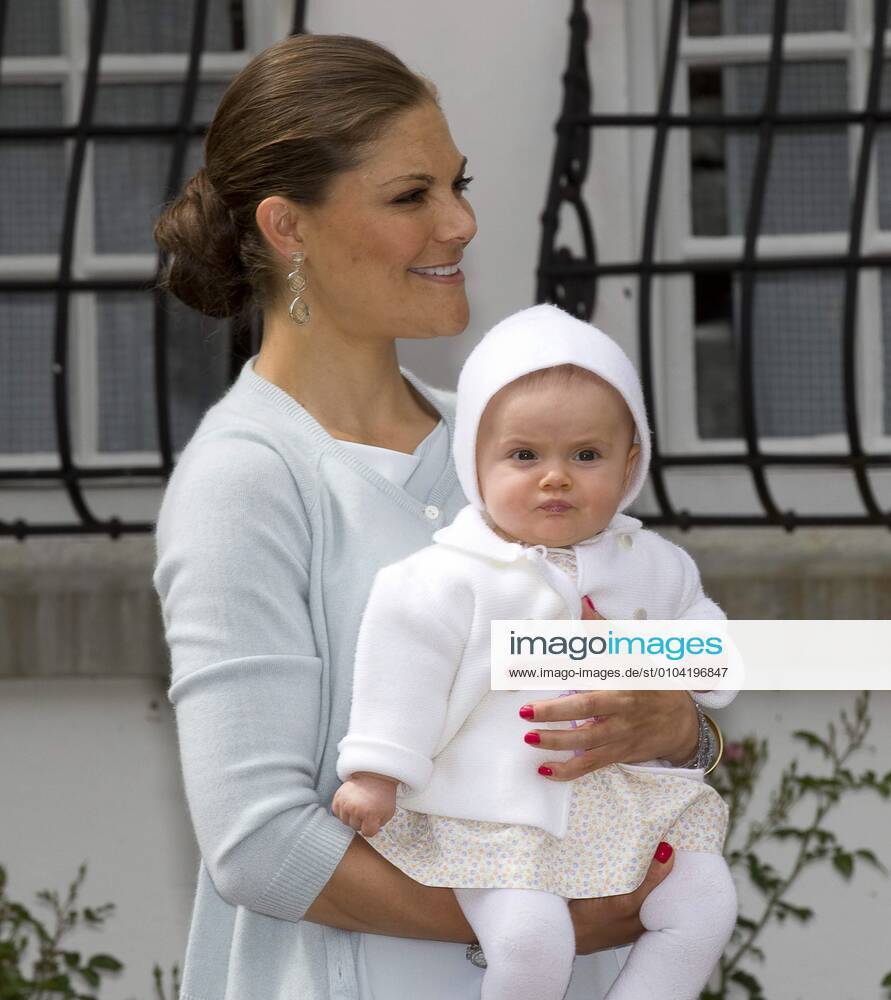 Crown Princess Victoria and Princess Estelle Crown Princess Victorias birthday celebrated at Solliden, Öland 14 July 2012 c Charles Hammarsten IBL picture bureau