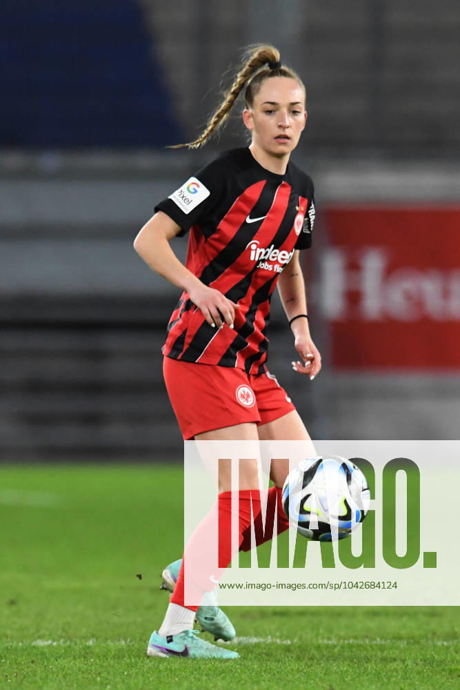 Sophia Kleinherne ( Eintracht Frankfurt Frauen ). GER, MSV Duisburg Frauen vs Eintracht Frankfurt Frauen, Fussball, Bundesliga,16. Spieltag Spielzeit 2023 2024, 17.03.2024 DFL DFB REGULATIONS PROHIBIT ANY USE OF PHOTOGRAPHS AS IMAGE SEQUENCES AND OR QUASI-VIDEO GER, MSV Duisburg Frauen vs Eintracht Frankfurt Frauen, Fussball, Bundesliga,16. Spieltag Spielzeit 2023 2024, 17.03.2024 DFL DFB REGULATIONS PROHIBIT ANY USE OF PHOTOGRAPHS AS IMAGE SEQUENCES AND OR QUASI-VIDEO Foto: Eibner-Pressefoto Thomas Thienel Duisburg