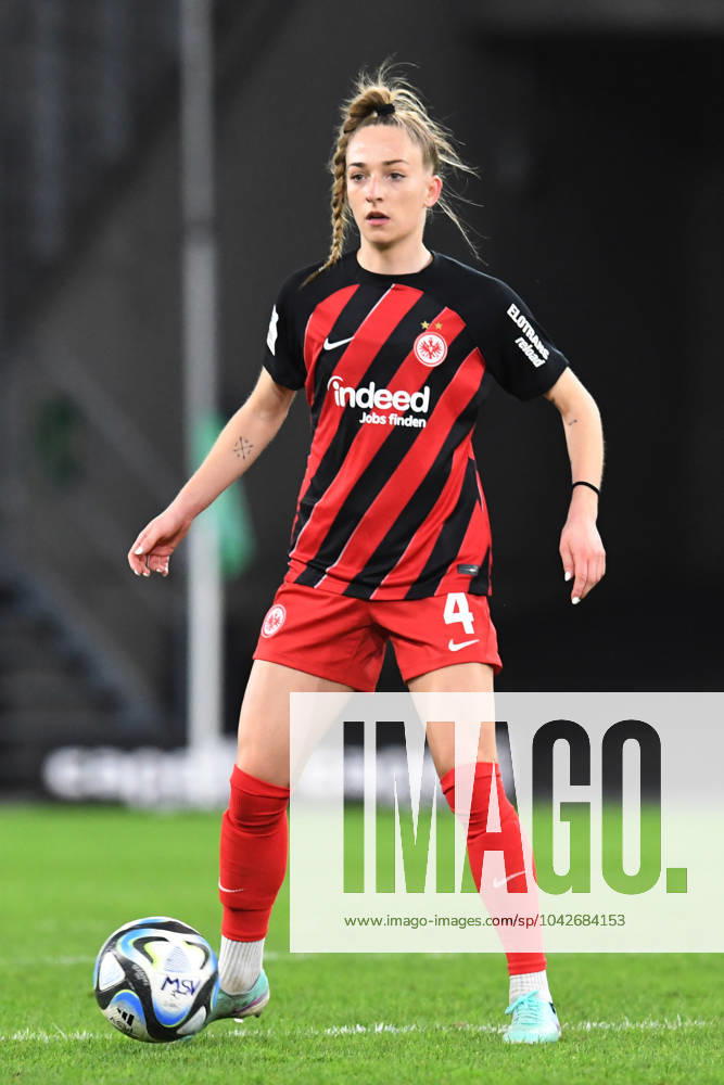 Sophia Kleinherne ( Eintracht Frankfurt Frauen ). GER, MSV Duisburg Frauen vs Eintracht Frankfurt Frauen, Fussball, Bundesliga,16. Spieltag Spielzeit 2023 2024, 17.03.2024 DFL DFB REGULATIONS PROHIBIT ANY USE OF PHOTOGRAPHS AS IMAGE SEQUENCES AND OR QUASI-VIDEO GER, MSV Duisburg Frauen vs Eintracht Frankfurt Frauen, Fussball, Bundesliga,16. Spieltag Spielzeit 2023 2024, 17.03.2024 DFL DFB REGULATIONS PROHIBIT ANY USE OF PHOTOGRAPHS AS IMAGE SEQUENCES AND OR QUASI-VIDEO Foto: Eibner-Pressefoto Thomas Thienel Duisburg