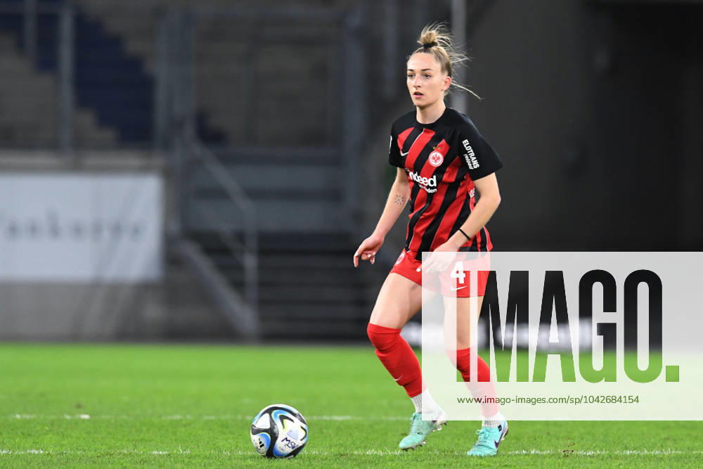Sophia Kleinherne ( Eintracht Frankfurt Frauen ). GER, MSV Duisburg Frauen vs Eintracht Frankfurt Frauen, Fussball, Bundesliga,16. Spieltag Spielzeit 2023 2024, 17.03.2024 DFL DFB REGULATIONS PROHIBIT ANY USE OF PHOTOGRAPHS AS IMAGE SEQUENCES AND OR QUASI-VIDEO GER, MSV Duisburg Frauen vs Eintracht Frankfurt Frauen, Fussball, Bundesliga,16. Spieltag Spielzeit 2023 2024, 17.03.2024 DFL DFB REGULATIONS PROHIBIT ANY USE OF PHOTOGRAPHS AS IMAGE SEQUENCES AND OR QUASI-VIDEO Foto: Eibner-Pressefoto Thomas Thienel Duisburg