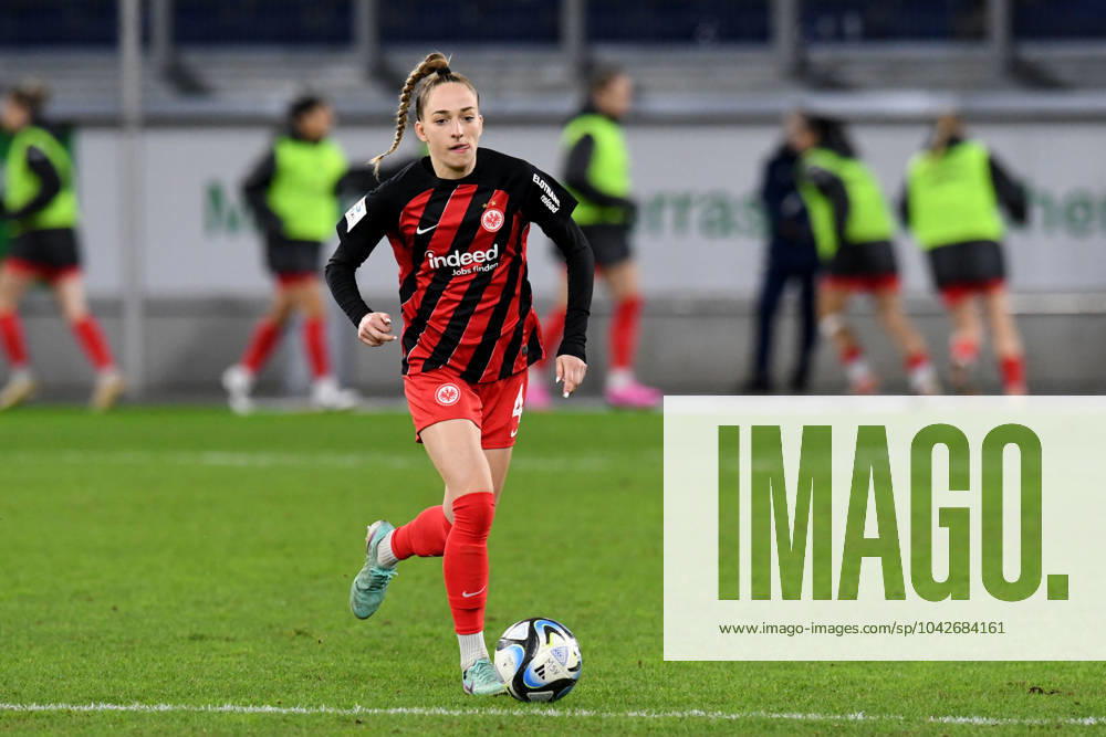 Sophia Kleinherne ( Eintracht Frankfurt Frauen ). GER, MSV Duisburg Frauen vs Eintracht Frankfurt Frauen, Fussball, Bundesliga,16. Spieltag Spielzeit 2023 2024, 17.03.2024 DFL DFB REGULATIONS PROHIBIT ANY USE OF PHOTOGRAPHS AS IMAGE SEQUENCES AND OR QUASI-VIDEO GER, MSV Duisburg Frauen vs Eintracht Frankfurt Frauen, Fussball, Bundesliga,16. Spieltag Spielzeit 2023 2024, 17.03.2024 DFL DFB REGULATIONS PROHIBIT ANY USE OF PHOTOGRAPHS AS IMAGE SEQUENCES AND OR QUASI-VIDEO Foto: Eibner-Pressefoto Thomas Thienel Duisburg