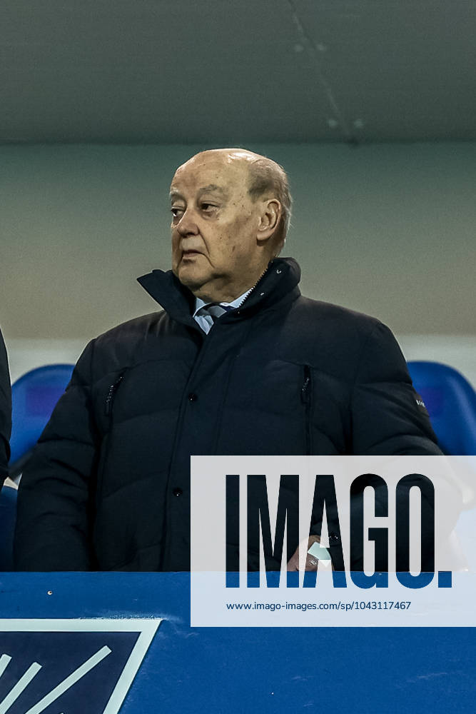 Estoril, Portugal, March 30th 2024: Pinto da Costa (FC Porto President) in action during the Liga Portugal Betclic game between Estoril Praia v FC Porto at Estadio Antonio Coimbra da Mota, Estoril, Portugal (Joao Bravo SPP)