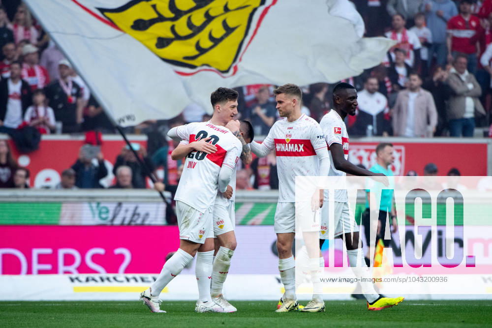 Deniz Undav (VfB Stuttgart, 26), Angelo Stiller (VfB Stuttgart, 06), Maximilan Mittelstaedt (VfB Stuttgart, 07), Serhou Guirassy (VfB Stuttgart, 09) jubeln ueber das Tor zum 2:0, GER, VfB Stuttgart (VFB) vs FC Heidenheim (FCH), Fussball Bundesliga, 27. Spieltag, Saison 2023 2024, 31.03.2024 DFB DFL regulations prohibit any use of photographs as image sequences and or quasi-video GER, VfB Stuttgart (VFB) vs FC Heidenheim (FCH), Fussball Bundesliga, 27. Spieltag, Saison 2023 2024, 31.03.2024 Muenchen