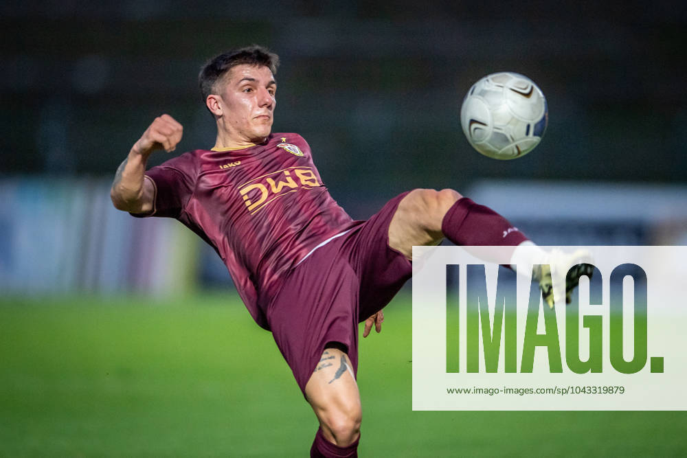 Regionalliga: BFC Dynamo vs Hertha BSC II; Berlin, 05.04.2024 Ben Meyer (BFC Dynamo, 17) Regionalliga, BFC Dynamo vs Hertha BSC II, Sportforum Hohenschönhausen, Berlin 05.04.2024