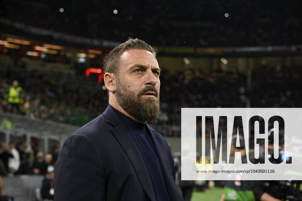Foto IPP Paolo Bona Milano 11 04 2024 UEFA Europa League di Calcio stagione 2023 2024 partita Milan-Roma Nella foto Daniele De Rossi, allenatore della Roma Italy Photo Press Worldwide Copyright italy Italy ITALY