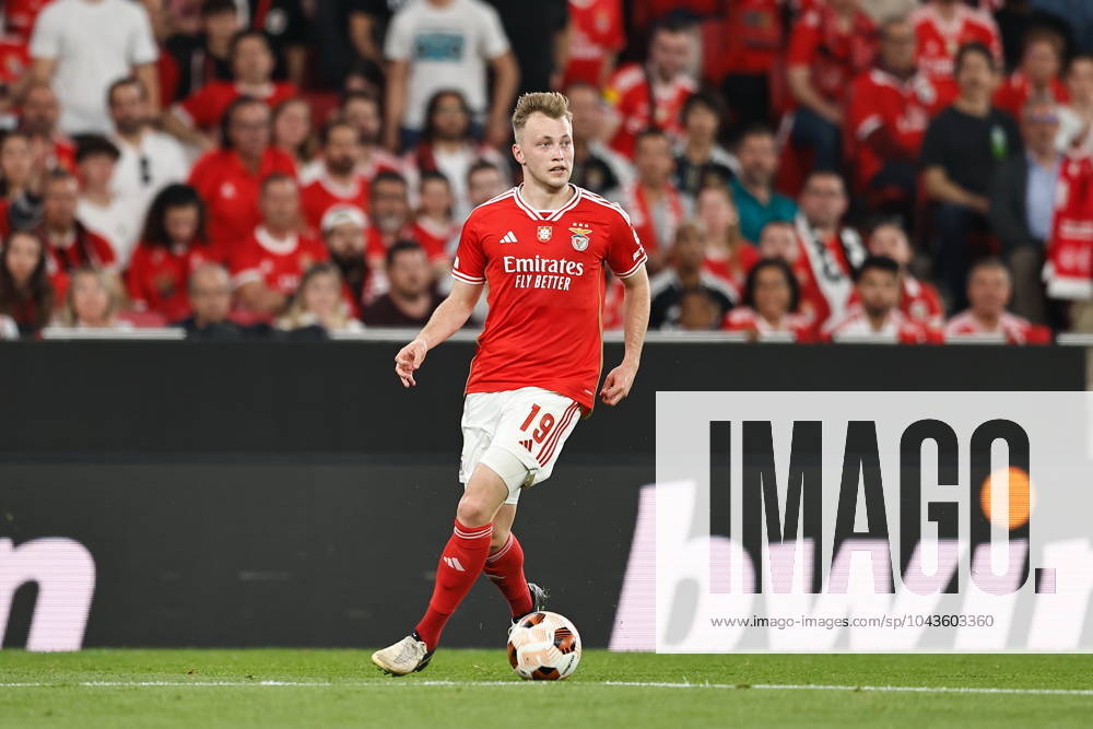 Casper Tengstedt (Benfica), APRIL 11, 2024 - Football Soccer : UEFA Europa League Quarter-finals 1st leg match between SL Benfica 2-1 Olympique de Marseille at the Estadio do SL Benfica in Lisbon, Portugal. Noxthirdxpartyxsales (249898647)