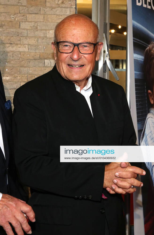 15 Volker Schlöndorff bei der Premiere des 4K restaurierten Kinofilms Die Blechtrommel im Kino International. Berlin, 30.08.2020 Berlin Deutschland, Germany