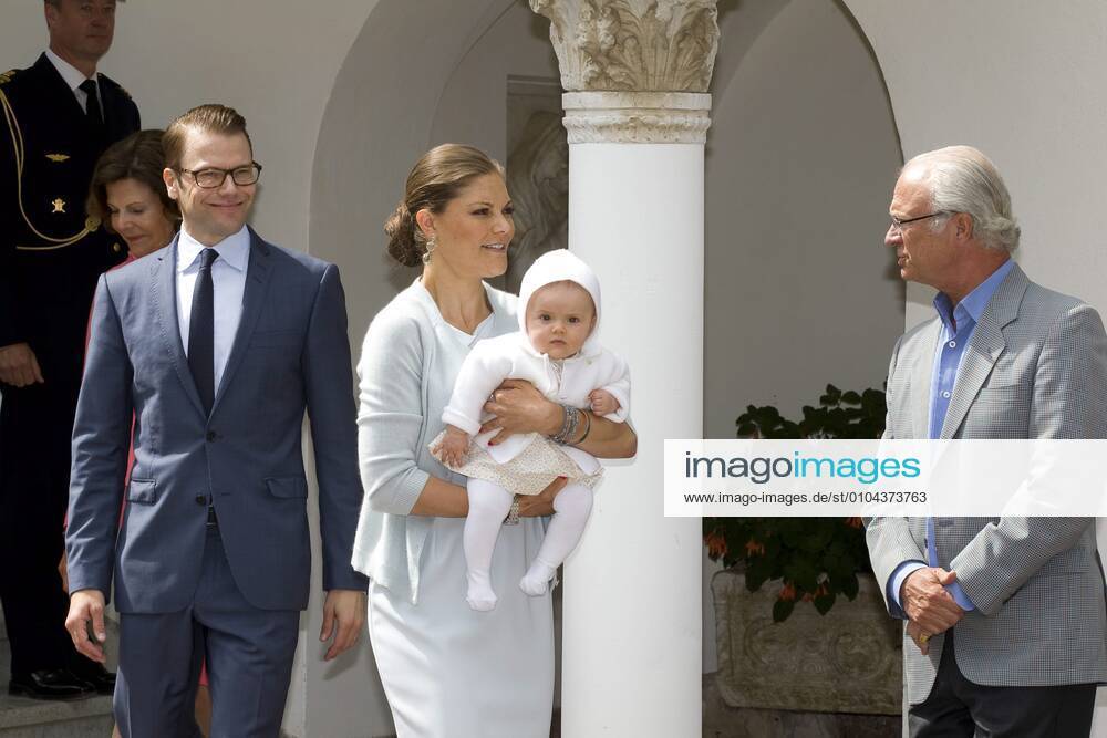 Prince Daniel, Crown Princess Victoria, Princess Estelle and King Carl XVI Gustaf Crown Princess Victorias birthday is celebrated at Solliden, Öland 14 July 2012 c Charles Hammarsten IBL picture bureau