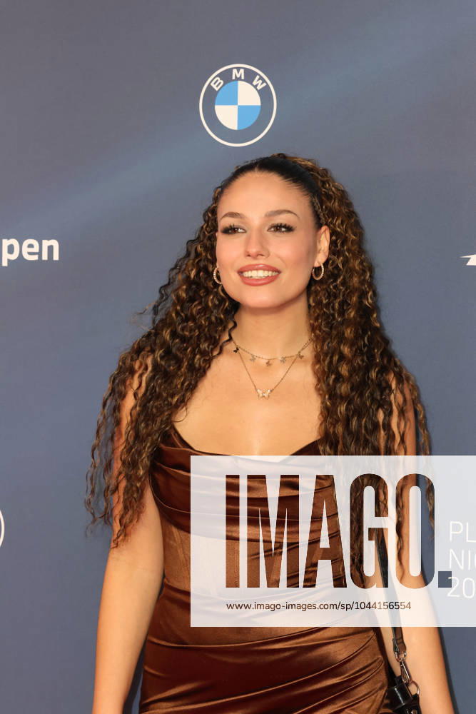 GNTM, Kandidatin, Xenia Tsilikova, Portraet, Portrait, Tennis Players Night BMW Open 2024 Red Carpet-Event 16.04.2024 FOTO: Mladen Lackovic LakoPress