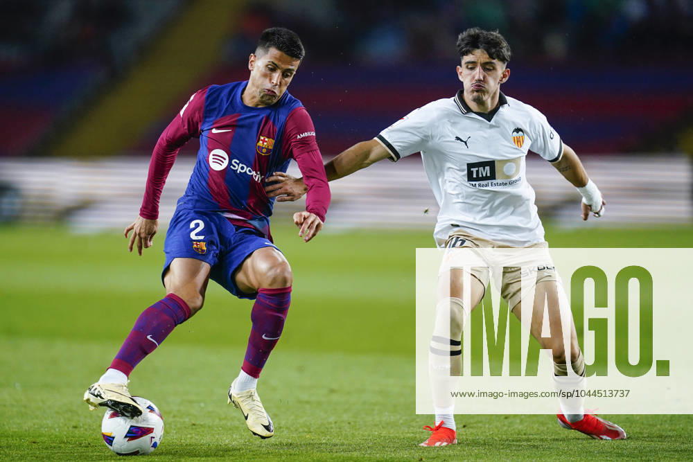 FC Barcelona, Barca - Valencia CF. La Liga EA Sports match. Date 33 Joao Cancelo of FC Barcelona and Diego Lopez of Valencia CF during the La Liga EA Sports match between FC Barcelona and Valencia CF and played at Lluis Companys Stadium on April 29, 2024 in Barcelona, Spain. kpng
