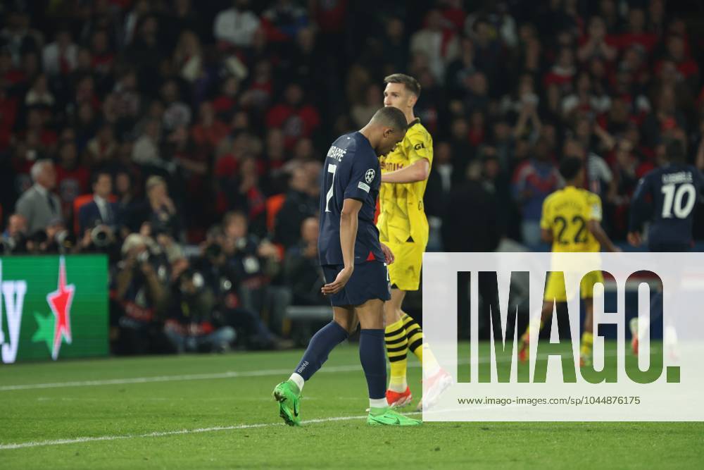 PSG - DORTMUND PHOTOPQR LE PARISIEN Le Parisien Arnaud Journois ; PARIS ; 07 05 2024 ; FOOTBALL , LIGUE DES CHAMPIONS UEFA , DEMI FINALE RETOUR , 07 05 2024 , PARIS , PARC DES PRINCES PARIS SG - BORUSSIA DORTMUND Déception de Kylian Mbappé. PHOTO LE PARISIEN ARNAUD JOURNOIS PARIS France