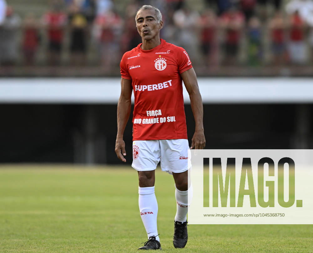 Mesquita, Brazil, 18th May 2024: Brazilian football idol Romario during the Campeonato Carioca Serie B football match between America RJ and Petropolis in Estadio Giulite Coutinho, Mesquita, Brazil. (Andre Ricardo SPP)