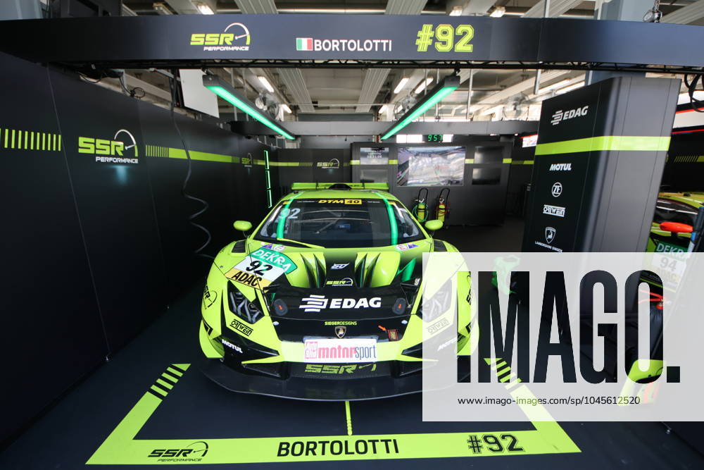 Mirko Bortolotti (ITA), 92, Lamborghini Huracane GT3 Evo 2, Team: SSR Performance (DEU), in der Box Motorsport, DTM 2024, Qualifikation, Rennen 3, Lausitzring, Schipkau, Brandenburg, 25.05.2024 Motorsport, DTM 2024, Qualifikation, Rennen 3, Lausitzring, Schipkau, Brandenburg, 25.05.2024 Schipkau