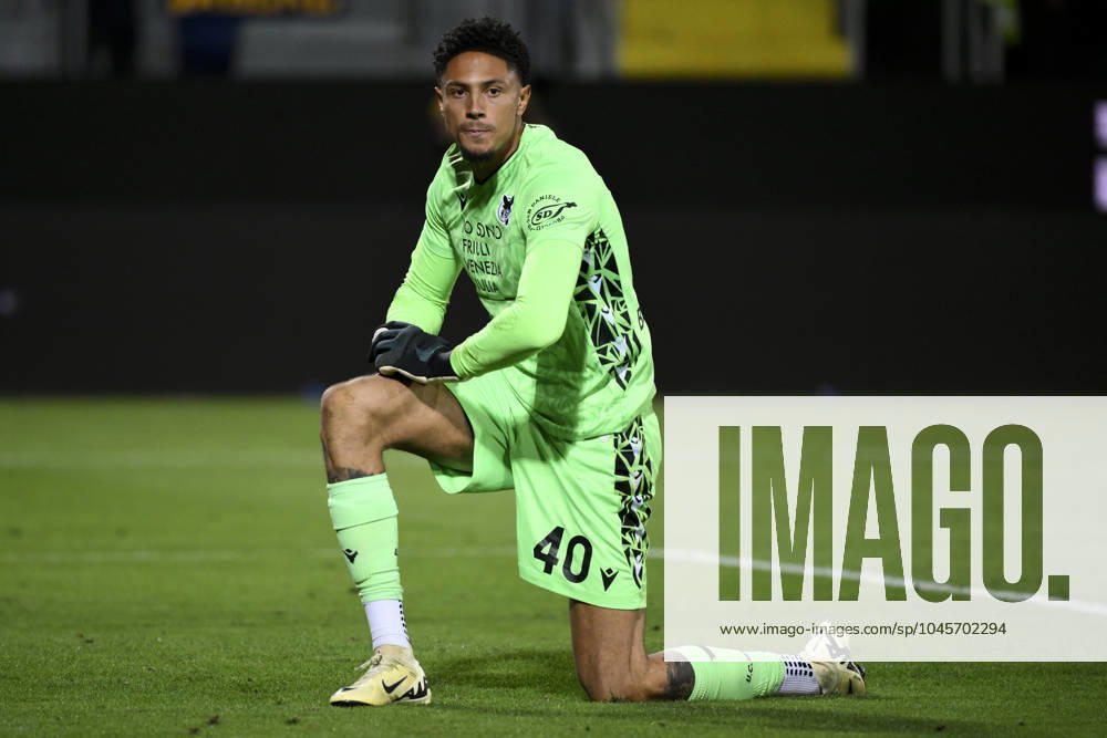 Maduka Okoye of Udinese Calcio during the Serie A football match between Frosinone Calcio and Udinese Calcio at Benito Stirpe stadium in Frosinone (Italy), May 26th, 2024. andreaxstaccioli