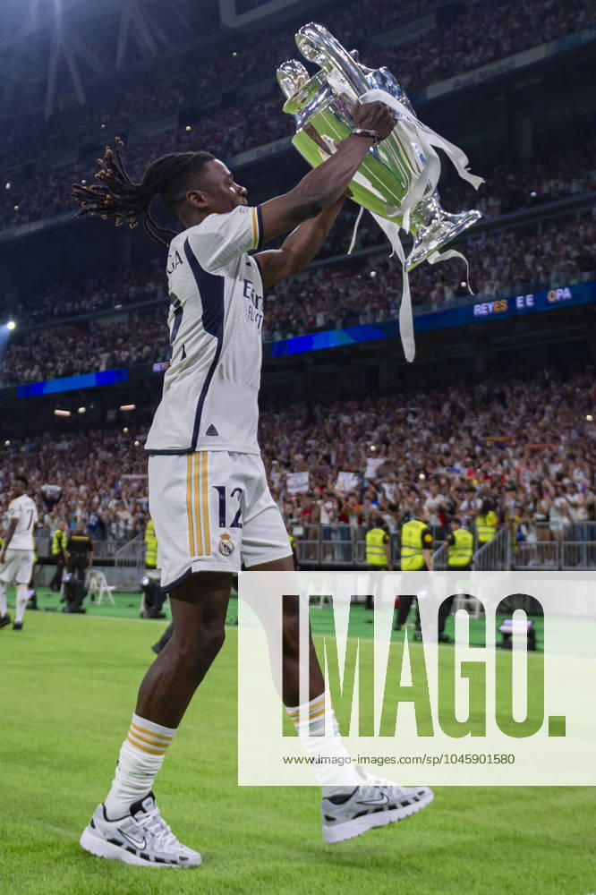Real Madrid UEFA Champions League Trophy Parade 2024 Eduardo Camavinga of Real Madrid seen showing the Champions League trophy to the fans at Santiago Bernabeu Stadium during Real Madrid UEFA Champions League Trophy Parade on June 2, 2024 in Madrid, Spain. Madrid Estadio Santiago Bernabeu Madrid Spain