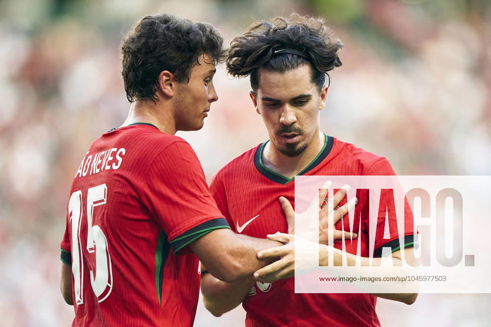 Portugal V Finland - International Friendly, Länderspiel, Nationalmannschaft Joao Neves of Portugal is talking with Vitor Ferreira Vitinha of Portugal during the international friendly match between Portugal and Finland at Jose Alvalade Stadium in Lisbon, Portugal, on June 04, 2024. Lisbon Portugal