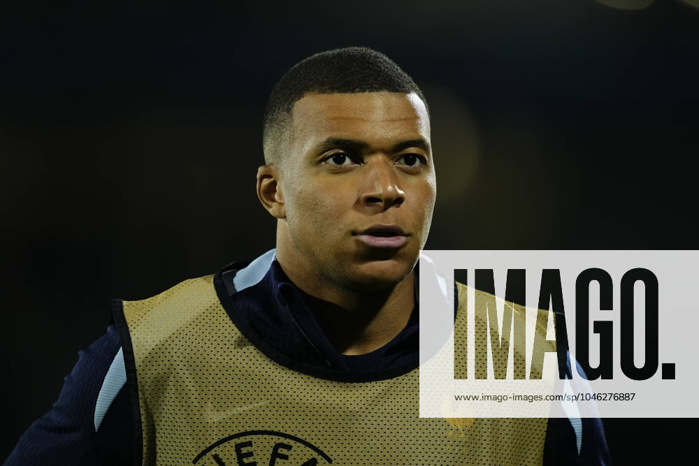 France v Canada - International Friendly, Länderspiel, Nationalmannschaft Kylian Mbappe centre-forward of France and Rea Madrid during the warm-up during the friendly match between France and Canada at Nouveau Stade Bordeaux on June 9, 2024 in Bordeaux, France. Bordeaux France