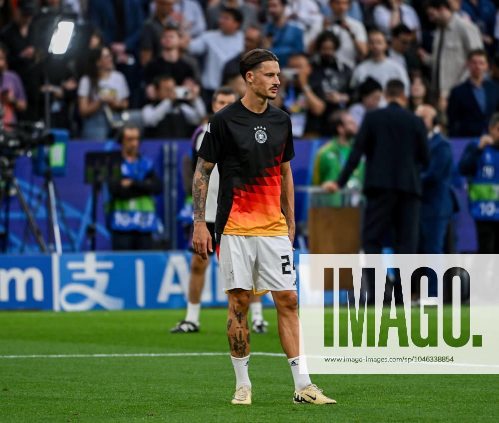 UEFA EURO, EM, Europameisterschaft,Fussball 2024 Vorrunde, Deutschland - Schottland v.l. Robin Koch (Deutsche Fussball Nationalmannschaft DFB) München Bayern Deutschland (DEU)
