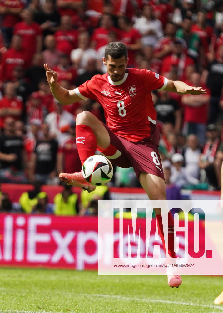 Fussball, UEFA EURO, EM, Europameisterschaft,Fussball 2024, EM 2024, Gruppenphase, Gruppe A, Ungarn-Schweiz Köln Stadion Remo Freuler Schweiz ,Aktion, Einzelbild