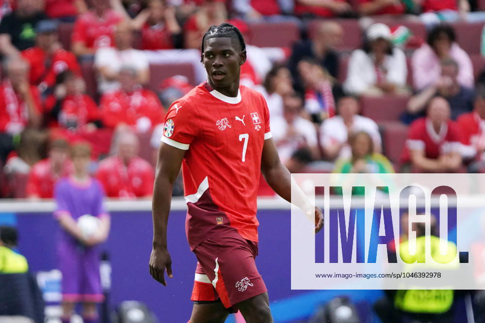Fussball, UEFA EURO, EM, Europameisterschaft,Fussball 2024, EM 2024, Gruppenphase, Gruppe A, Ungarn-Schweiz Köln Stadion Breel Embolo Schweiz ,Aktion, Einzelbild