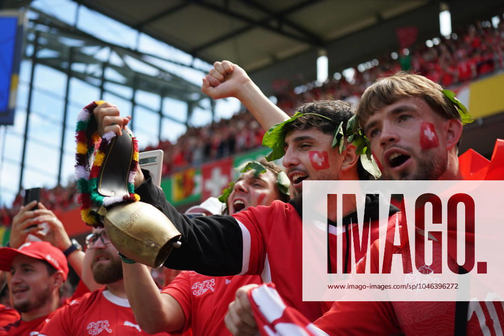 Fussball, UEFA EURO, EM, Europameisterschaft,Fussball 2024, EM 2024, Gruppenphase, Gruppe A, Ungarn-Schweiz Köln Stadion Schweiz, Glocker