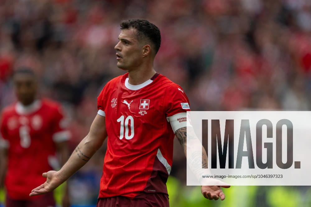 GER, EURO 2024, Group A, Ungarn (HUN) vs Schweiz (SUI) 15.06.2024, Cologne Stadium, Koeln, GER, EURO 2024, Group A, Ungarn (HUN) vs Schweiz (SUI) Im Bild: Granit Xhaka (Schweiz SUI, 10) Einzelaktion, Halbkörper Halbkoerper; Freisteller, Einzelbild, Aktion, Action, Spielszene; Gestik, Mimik, Emotionen;
