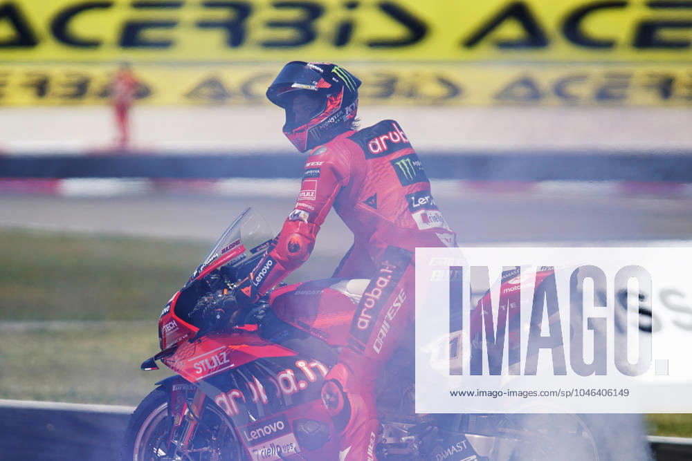 Foto Costanza Benvenuti LaPresse 16.06.2024 - Motociclismo-2024-Motul FIM Superbike World Championship, WM, Weltmeisterschaft Round 04-Pirelli Emilia-Romagna Round-Misano World Circuit Marco Simoncelli GARA 2 nella foto: Nicolò Bulega - Ducati - 2°cl. GARA 2 Photo Costanza Benvenuti LaPresse 2024 16 June - Sport-Motorcycling - 2024 - Motul FIM Superbike World Championship-Round 04-Pirelli Emilia-Romagna Round-Misano World Circuit Marco Simoncelli RACE 2 in the photo: Nicolò Bulega - Ducati - 2°cl. RACE 2