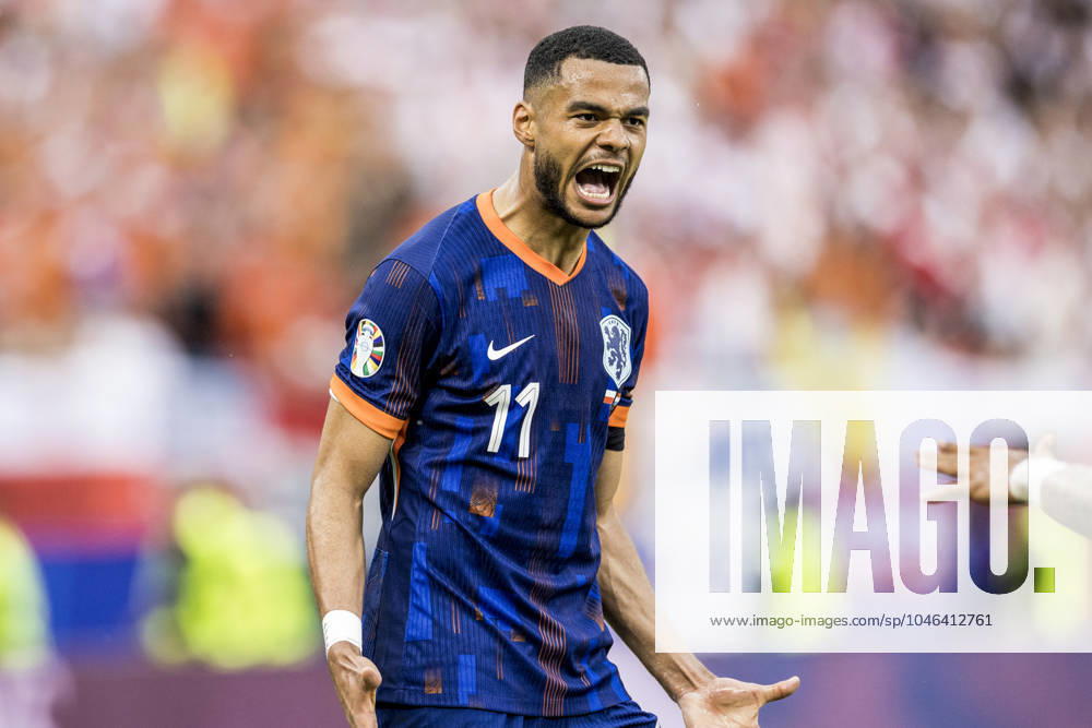 Poland v Netherlands, UEFA EURO, EM, Europameisterschaft,Fussball 2024, Hamburg, Germany Hamburg, Germany. 16th, June 2024. Cody Gakpo (11) of the Netherlands equalises for 1-1 during the UEFA Euro 2024 match in Group D between Poland and the Netherlands at Volksparkstadion in Hamburg. Hamburg Germany