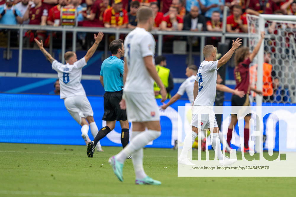 GER, EURO 2024, Group E, Belgien (BEL) vs Slowakei (SVK) 17.06.2024, Frankfurt Arena, Frankfurt, GER, EURO 2024, Group E, Belgien (BEL) vs Slowakei (SVK) Im Bild: Jubel nach dem Tor zum 0 : ;Torjubel Jubel; jubelt; jubeln; durch Ivan Schranz (Slowakei SVK, 26); Gestik, Mimik, Emotionen;
