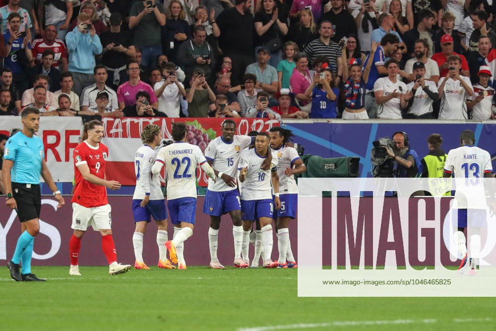 Germany - UEFA EURO, EM, Europameisterschaft,Fussball 2024 - Austria vs France - 15 06 2024 GERMANY, DUSSELDORF, JUNE 17. Kylian Mbappe of France celebrates with his teammates Ousmane Dempale of France and Jules Kounde of France and Marcus Thuram of France and Theo Hernandez of France and Antoine Griezmann of France as Maximilian Wober of Austria just scored an auto goal during the UEFA EURO 2024 group D stage match between Austria and France. On June 17, 2024 at Dusseldorf Arena in Dusseldorf, Germany. Photo by Manuel Blondeau AOP.Press Dusseldorf Dusseldorf Arena Germany