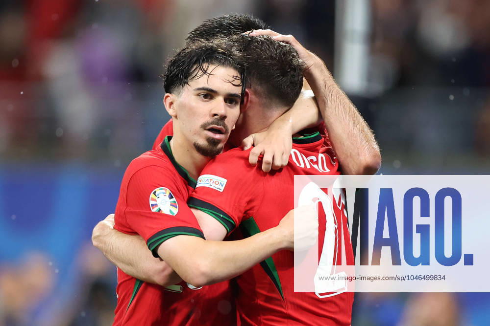 Leipzig Stadium Leipzig, Tuesday, June 18, 2024 UEFA EURO, EM, Europameisterschaft,Fussball 2024 Germany, Group F stage Matchday 1 Group F Portugal - Czechia, Vitinha (Portugal) und Diogo Jota (Portugal) Torjubel, Goal celebration, celebrate the goal