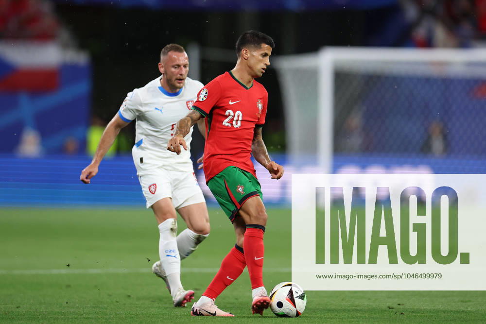 Leipzig Stadium Leipzig, Tuesday, June 18, 2024 UEFA EURO, EM, Europameisterschaft,Fussball 2024 Germany, Group F stage Matchday 1 Group F Portugal - Czechia, Joao Cancelo (Portugal)