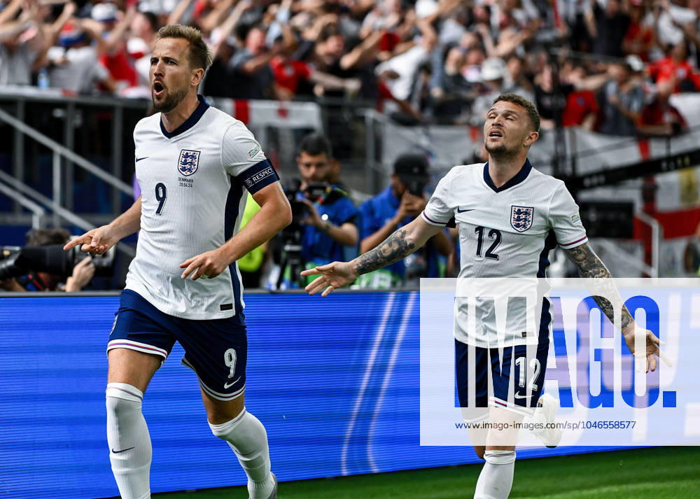 UEFA EURO, EM, Europameisterschaft,Fussball 2024 Vorrunde, Dänemark - England v.l. celebrate the goal, Torjubel zum 0:1 Torschütze Harry Kane (England) Frankfurt