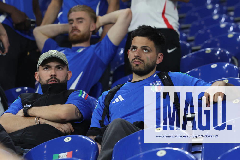 UEFA European Football Championship - UEFA EURO, EM, Europameisterschaft,Fussball 2024 - Spain vs Italy Gelsenkirchen, Germany 20.06.2024: disappointment after defeat Italian supporters at end of the UEFA EURO 2024 group stage B football match between Spain vs Italy at Veltins Arena stadium in Gelsenkirchen. Gelsenkirchen Germany