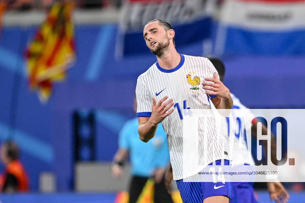 Leipzig, Germany, Leipzig Stadium, Netherlands vs France - UEFA EURO, EM, Europameisterschaft,Fussball 2024 - Group D, Adrien Rabiot (France) gestikuliert, gestik (Foto H. Langer) Leipzig Leipzig Stadium Saxony Germany