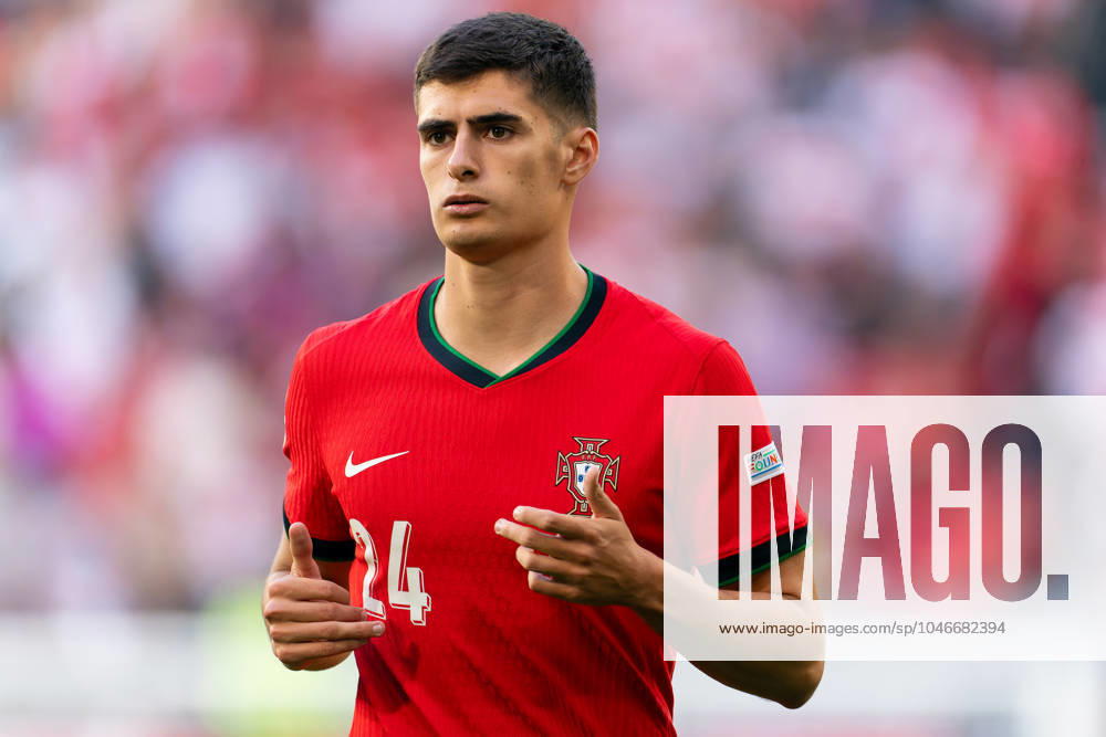 2024-06-22 Turkiye v Portugal - Group F - UEFA EURO, EM, Europameisterschaft,Fussball 2024 DORTMUND, GERMANY - JUNE 22: Antonio Silva of Portugal looks on during the Group F - UEFA EURO 2024 match between Turkiye and Portugal at BVB Stadion Dortmund on June 22, 2024 in Dortmund, Germany. (Photo by Joris Verwijst BSR Agency) Dortmund Germany Content not available for redistribution in The Netherlands directly or indirectly through any third parties.