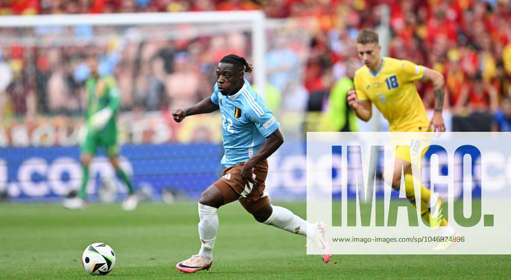 BAU 26.06.2024 Stuttgart Fußball EM 2024 Ukraine vs. Belgien, vorn Jà rà my Doku (BEL)