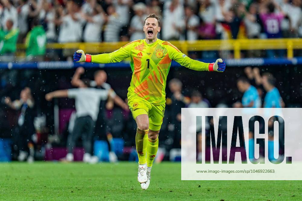 Jubel von Manuel Neuer (Deutschland 01) nach dem Tor durch Elfmeter von Kai Havertz (Deutschland 07) Deutschland vs. Daenemark, Herren, Fussball, Achtelfinale, EURO 2024, 29.06.2024, Europameisterschaft Deutschland vs. Daenemark, Herren, Fussball, Achtelfinale, EURO 2024, 29.06.2024, Europameisterschaft Dortmund