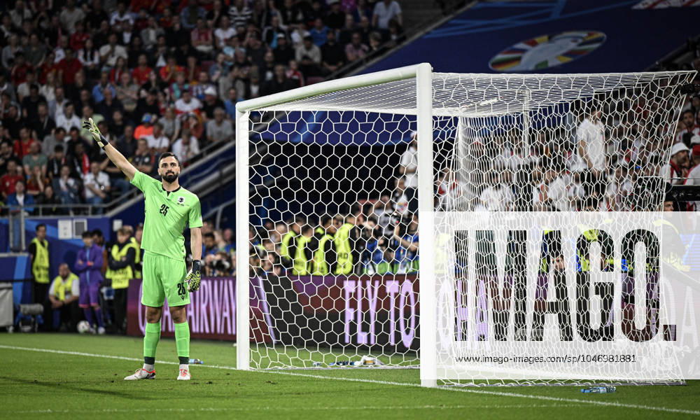 Fussball Euro 2024 Achtelfinale 30.06.2024 Spanien - Georgien Torwart Giorgi Mamardashvili (Georgien)
