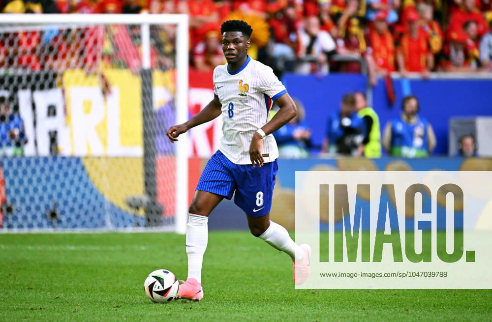 Fussball, Europameisterschaft, EURO 2024, Achtelfinale, Merkur Spiel-Arena Düsseldorf: Frankreich Belgien 1:0; Aurelien Tchouameni (FRA). Aktion, Einzelbild.
