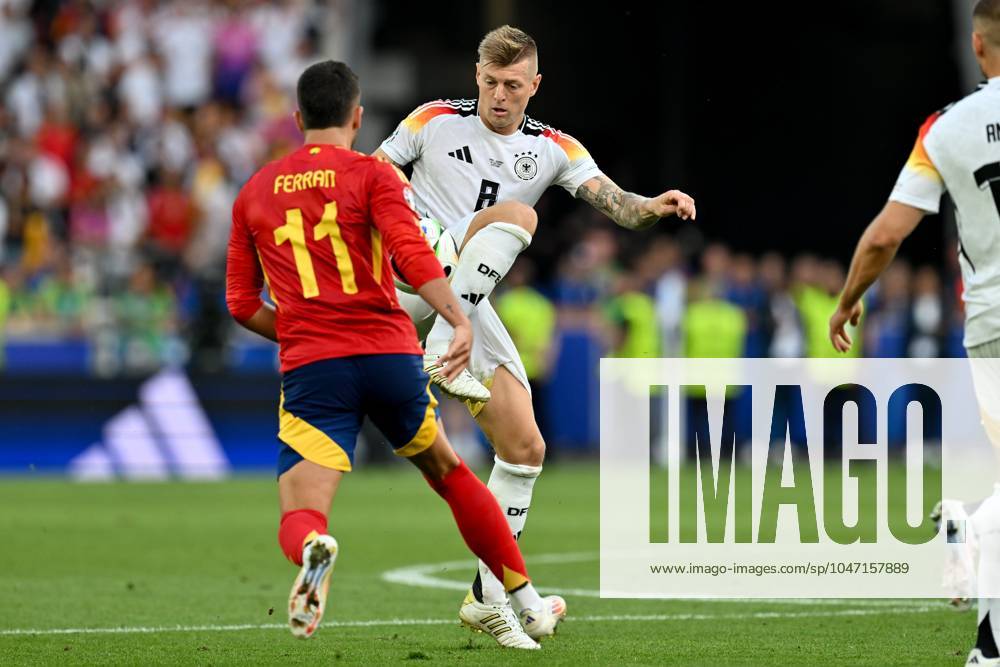 EURO2024 SPAIN VS GERMANY Toni Kroos (8) of Germany pictured in action during a soccer game between the national teams of Spain and Germany in the Quarter Final stage of the UEFA EURO, EM, Europameisterschaft,Fussball 2024 tournament , on Friday 5 July 2024 in Stuttgart , Germany . PHOTO SPORTPIX David Catry STUTTGART GERMANY